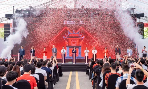 Chính thức khai mạc: Giải Marathon Quốc tế Hà Nội Techcombank mùa thứ 5